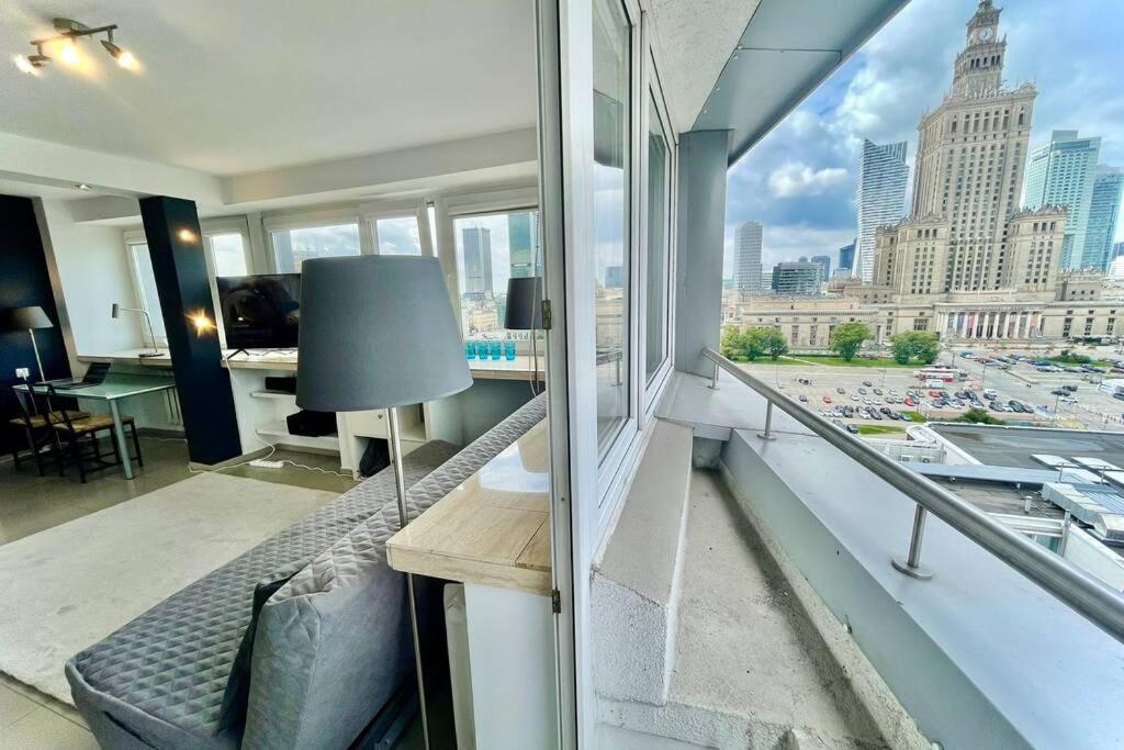 Sawa Apartment 2Xmetro Wifi 500 Mbs 50'Tv Netflix Hbo Appletv+ Warschau Exterior foto