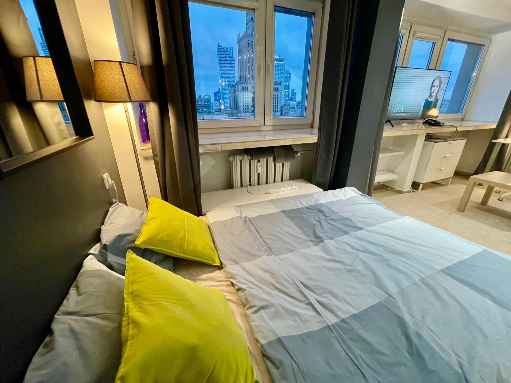 Sawa Apartment 2Xmetro Wifi 500 Mbs 50'Tv Netflix Hbo Appletv+ Warschau Exterior foto