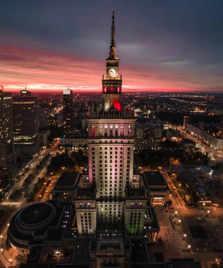 Sawa Apartment 2Xmetro Wifi 500 Mbs 50'Tv Netflix Hbo Appletv+ Warschau Exterior foto